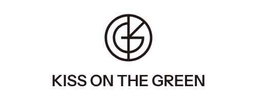 KISS ON THE GREEN